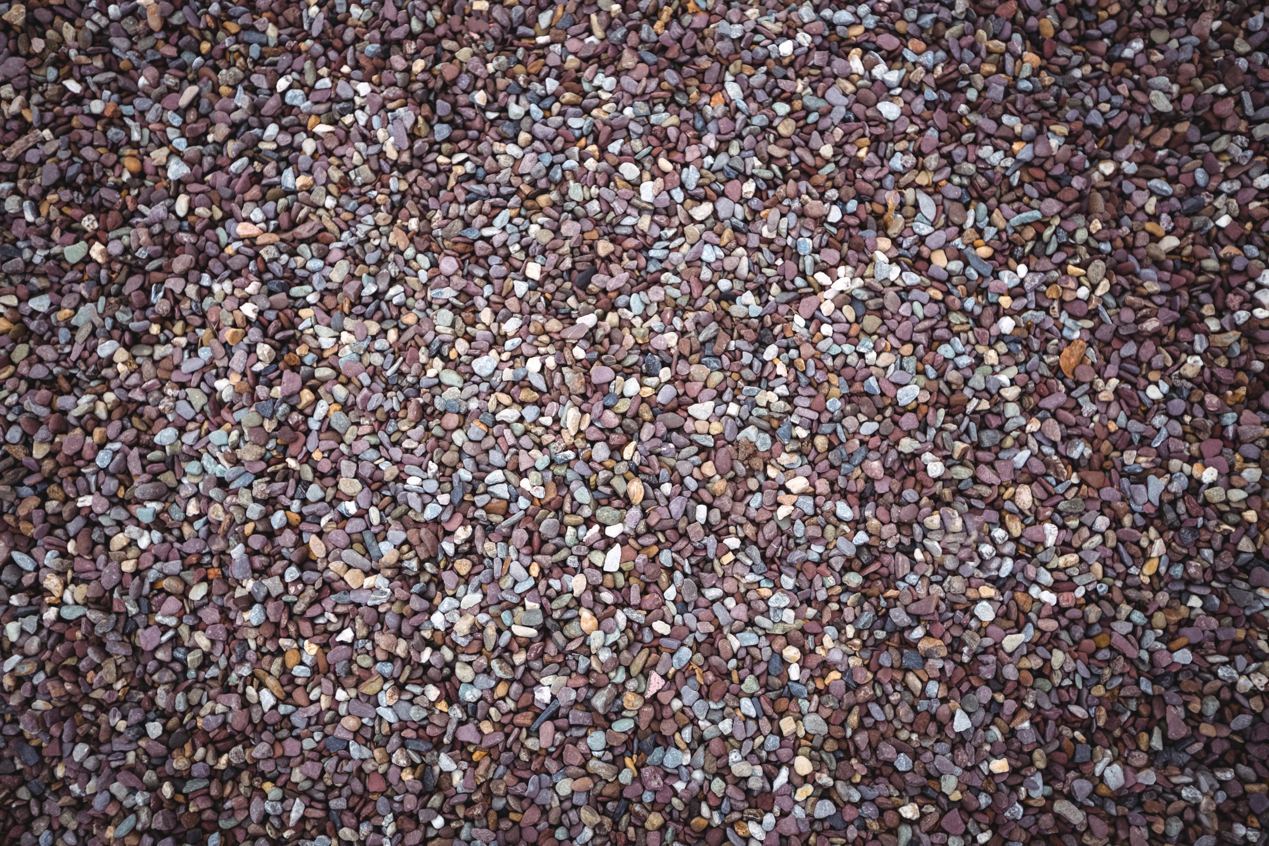 Single-size stone aggregate 10 20 40mm delivered in Wolverhampton