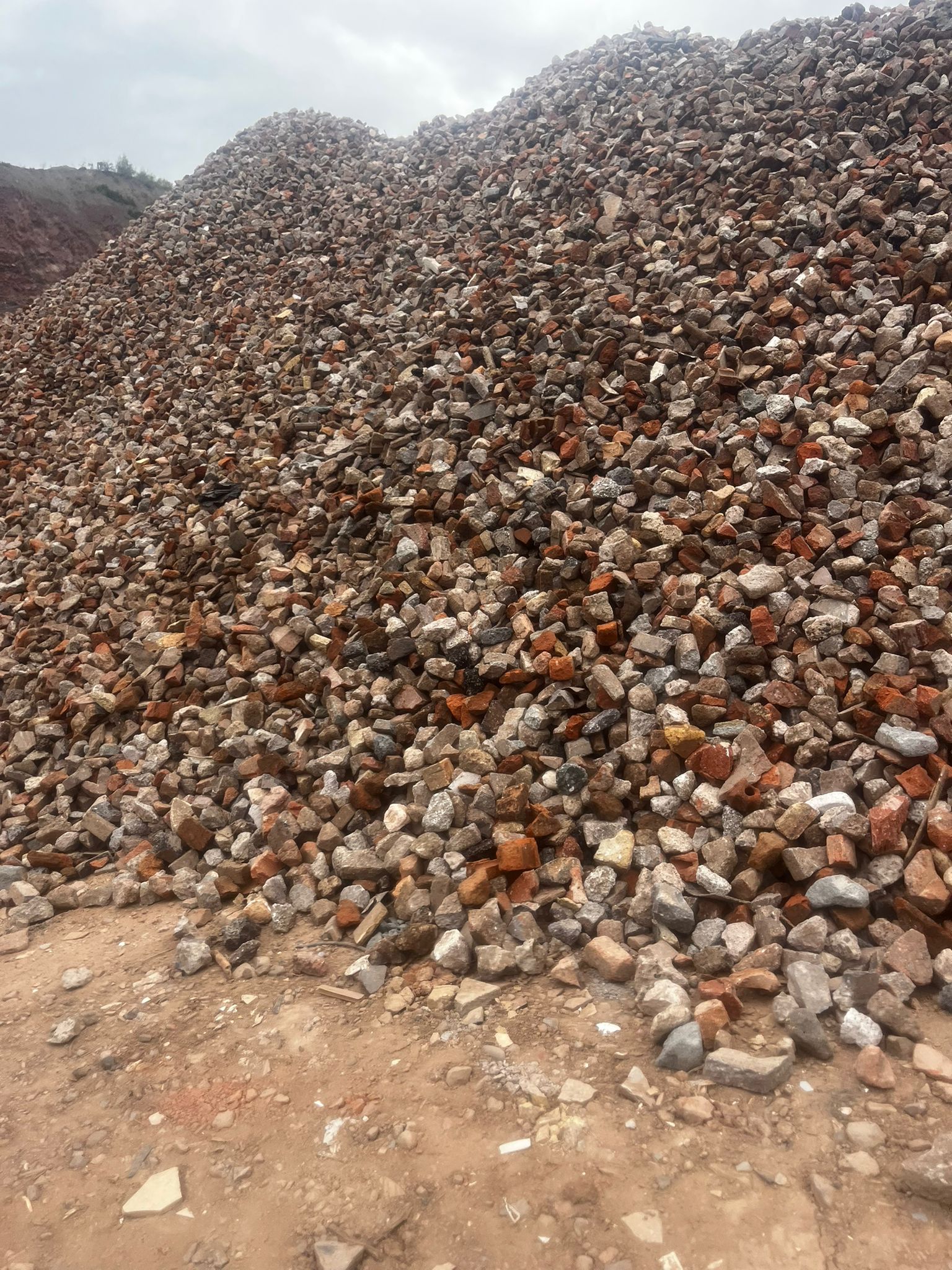 6F2 and 6F5 capping material delivered in the Midlands