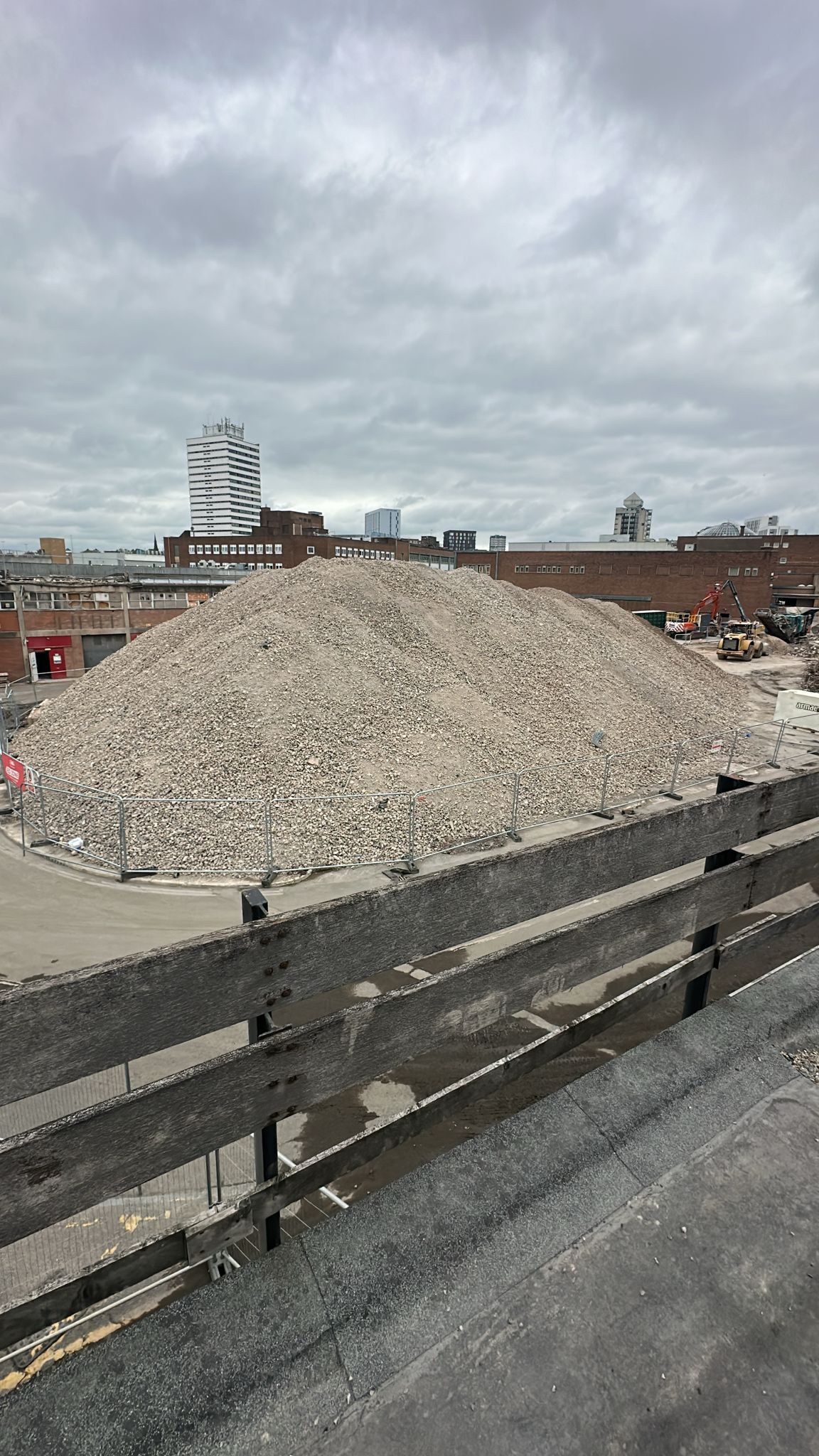 Recycled crushed concrete aggregate supplied in Dudley